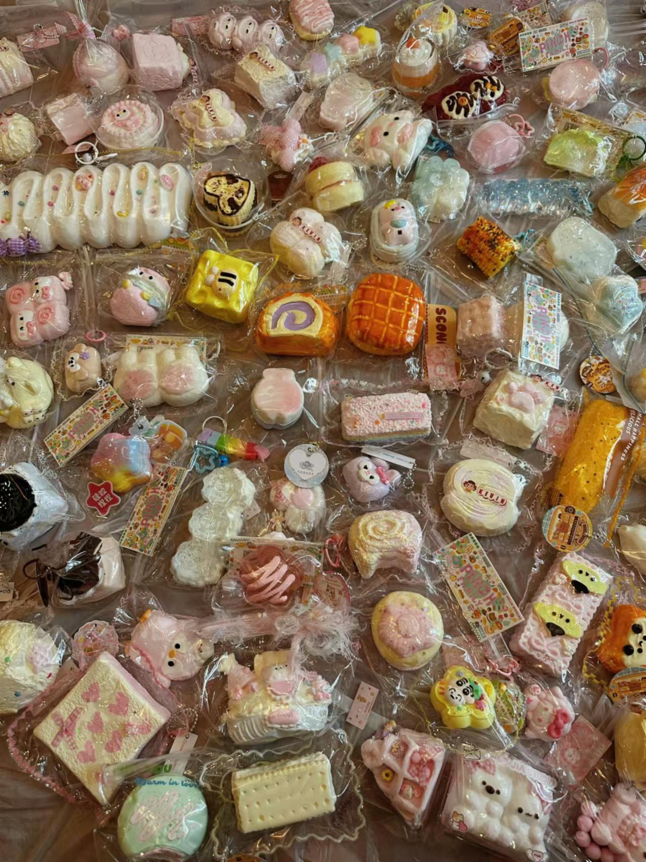 Satisfying Squishies Live Stream Selection